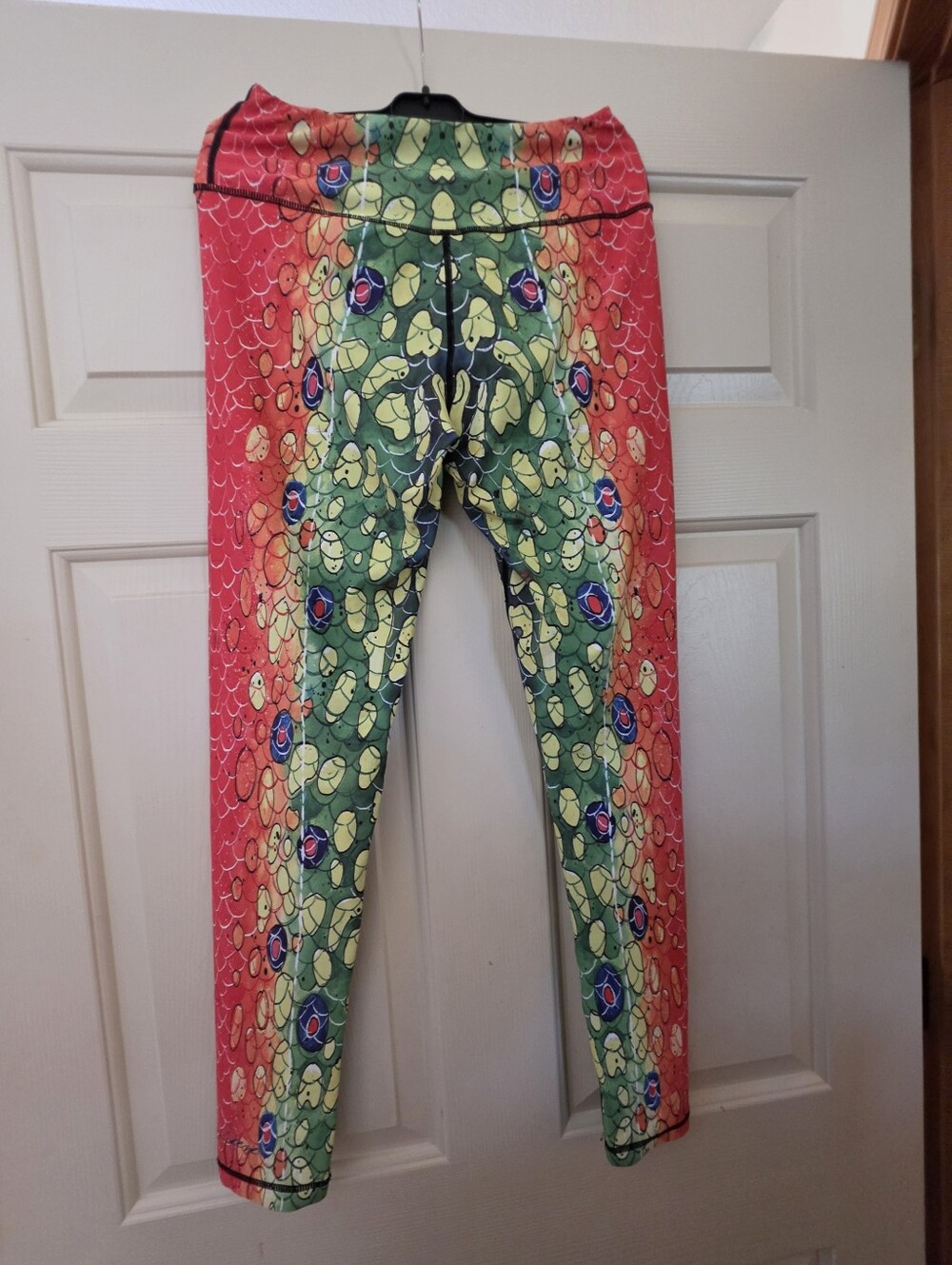 Fincognito-brand Fish Scale /Wild Animal Green & Orange YOGA PANTS leggings